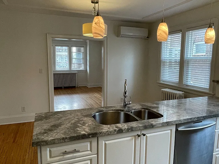 41 Scarboro Beach Blvd #MAIN — Photo 13