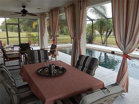 4th image of 16045 Coruna Ct