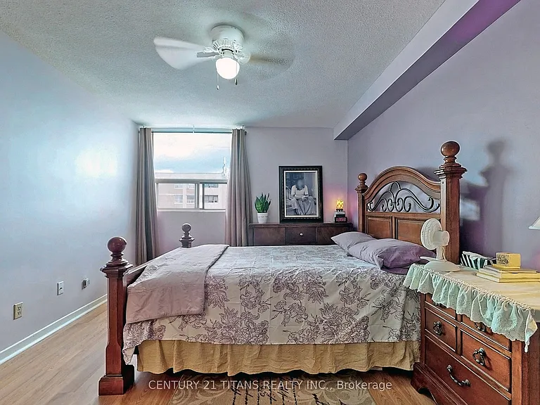 20 Gilder Dr #1208 — Photo 36