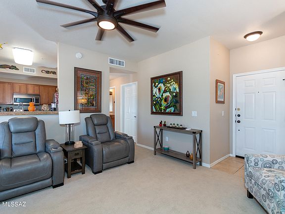 3rd image of 1500 E Pusch Wilderness Dr Unit 10101