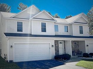 2550 Holiday House Rd #9, Saint Joseph, MI 49085