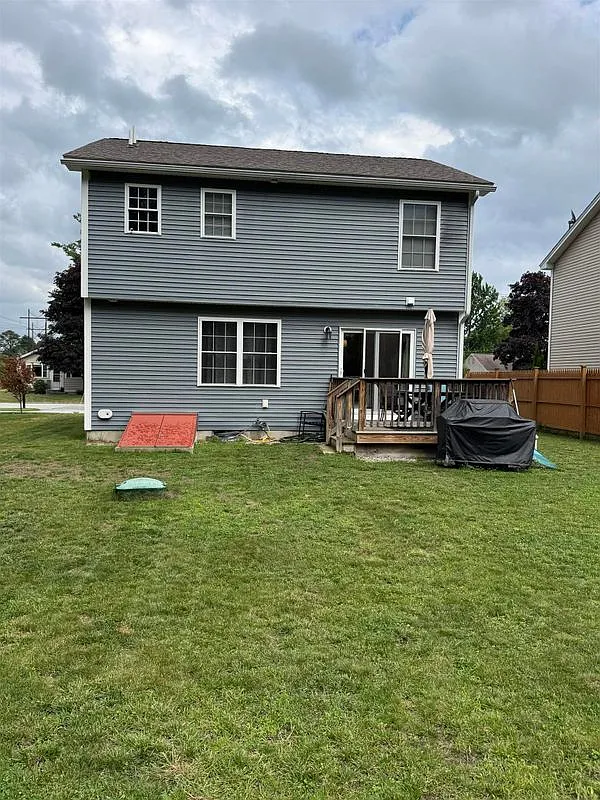 3 bed, 3.0 bath, 1412 sqft, $3,400 — Photo 3