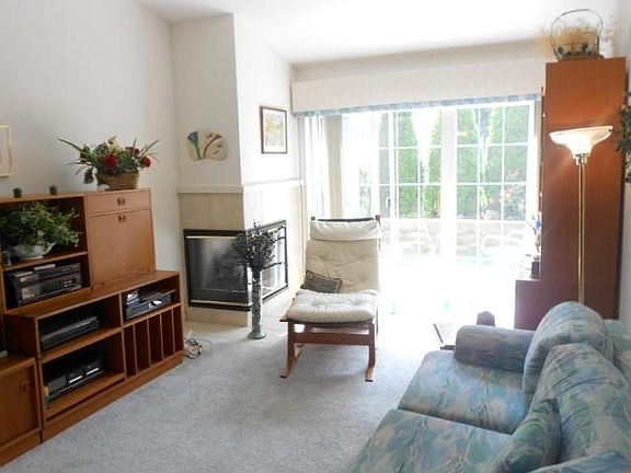4th image of 5209 S Tuckaway Blvd #5209