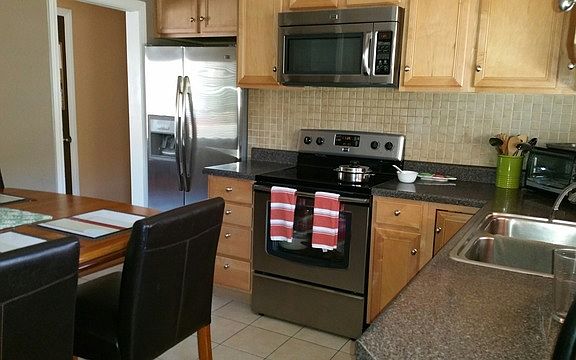 3rd image of 5531 Greenwood St