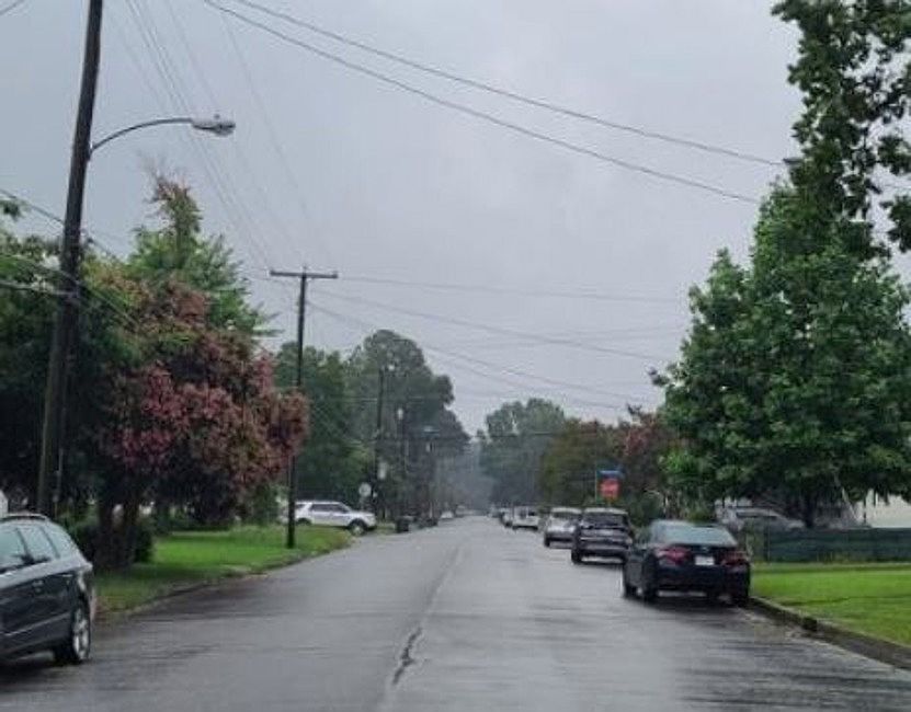 Exterior Neighborhood (street photo)