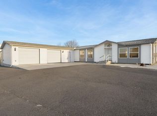 2685 Hanson Loop, Burbank, WA 99323