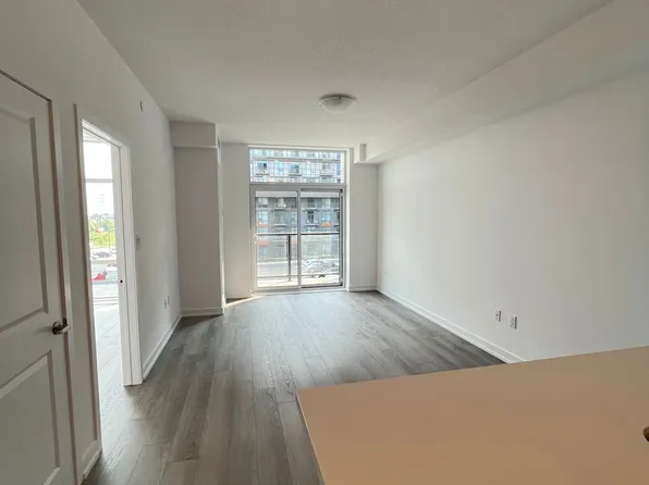 460 Dundas St E #332, Hamilton, ON L8B 2A5