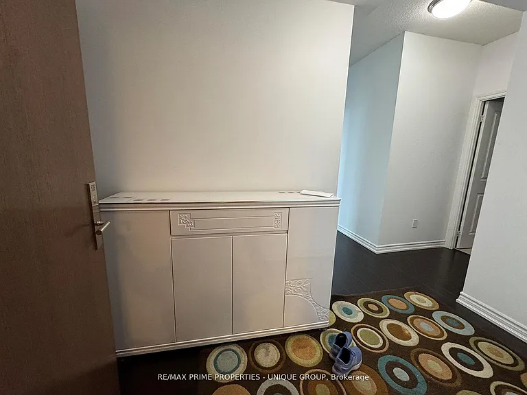 386 Yonge St #5316 — Photo 24