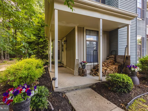 514 Essex Ct, Mantua, NJ 08051