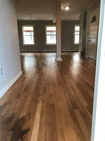 514 E 3rd St #2 — Photo 5