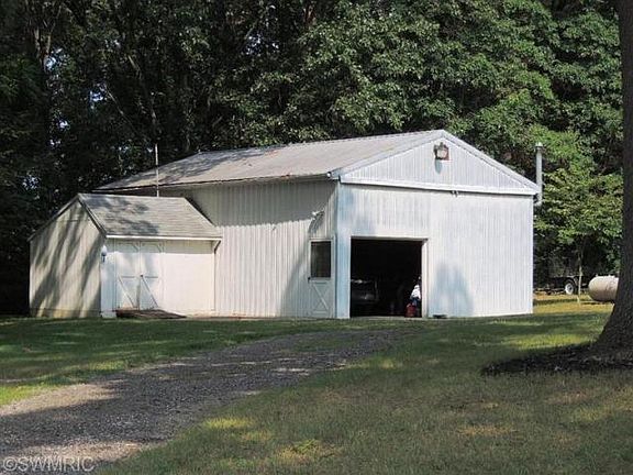 2nd image of 25610 Dutch Settlement St
