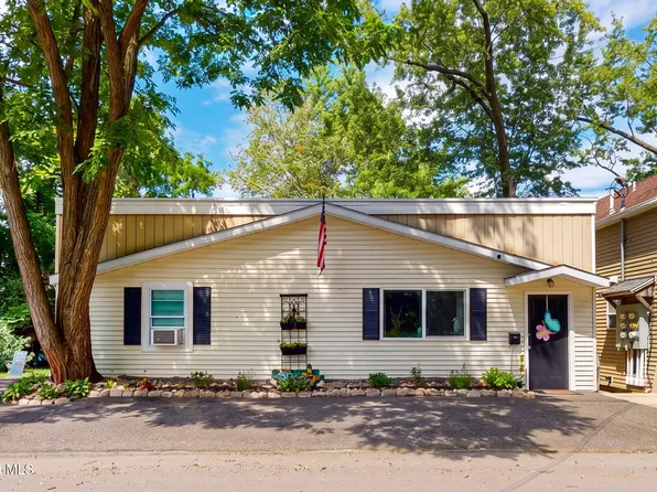 515 1st Avenue, Troy, NY 12182