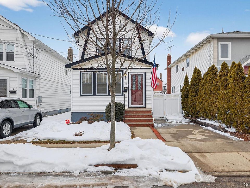 1st image of 44 Remsen Street