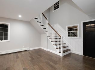 3 Bragg Dr, Lake Grove, NY 11755