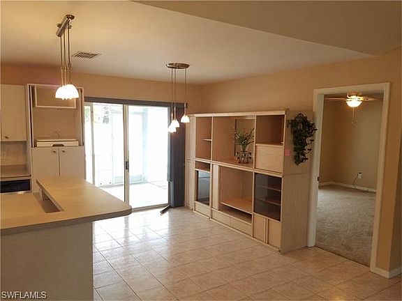 4th image of 922 SW 31st St