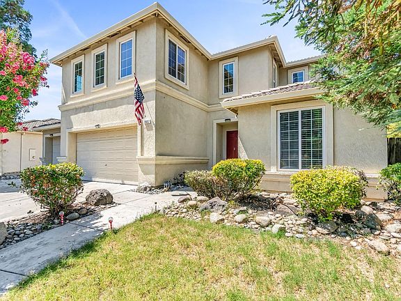 2nd image of 3837 Genova Ln