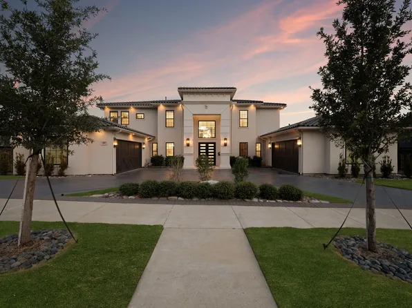 1121 Excalibur Blvd, Lewisville, TX 75056