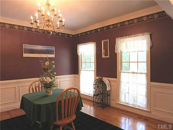 Dining Rm