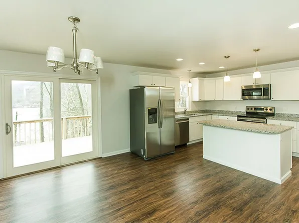 175 Lakeside Dr W, Belvidere, NJ 07823