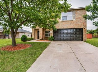 619 Fox Glen Dr, Forney, TX 75126