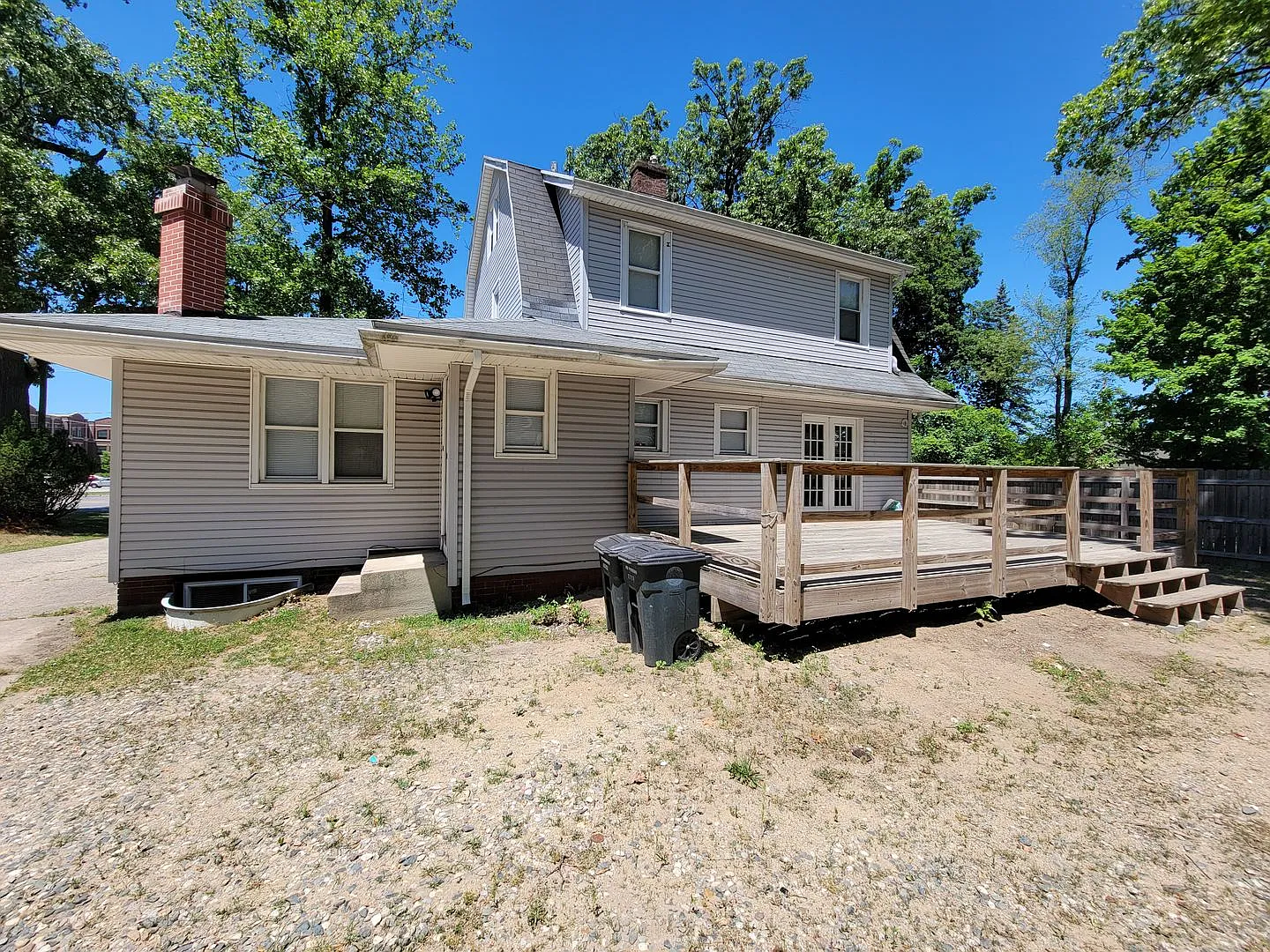 1444 South Bend Ave — Photo 2