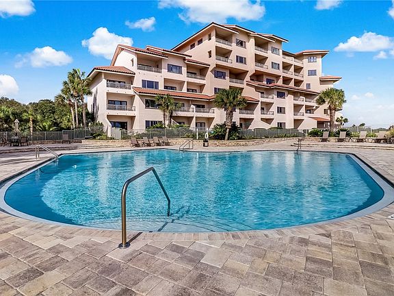2nd image of 253/254 Sandcastles Ct