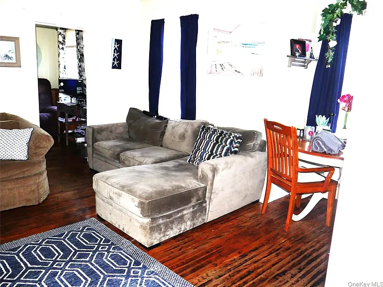 19 Main St #5 — Photo 14