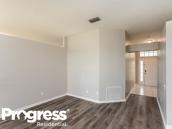 4th image of 10455 Hunters Haven Blvd