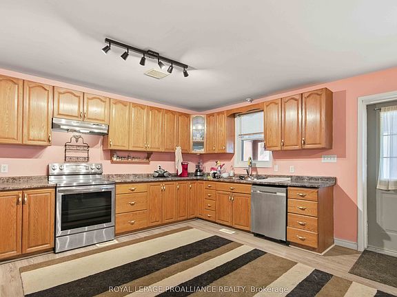 4th image of 1625 County Road 5