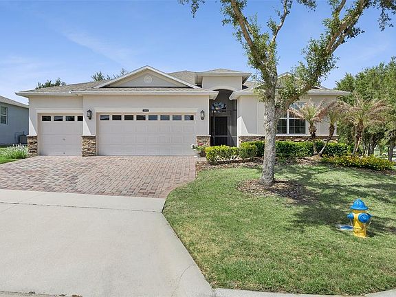 2nd image of 2892 Sandy Cay St