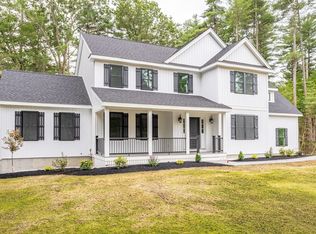20 Sand Hill Rd, Groton, MA 01450