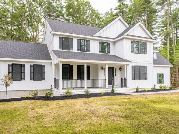 20 Sand Hill Rd, Groton, MA 01450