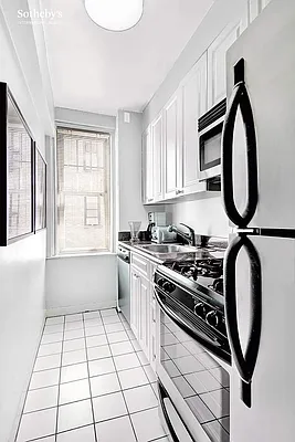 Rented by Sotheby's International Realty | media 15