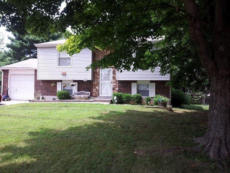 11001 Lunenburg Ct, Worthington Hills, KY 40245 Zillow