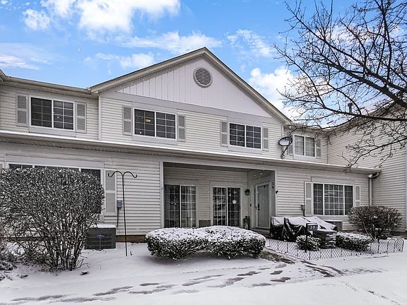 2nd image of 37 Heather Glen Dr #37