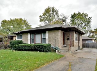 207 N Addison Rd, Villa Park, IL 60181