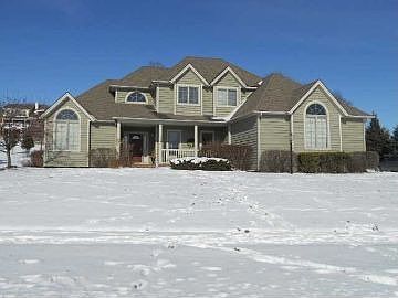 1st image of 324 Glyn Tawel Dr