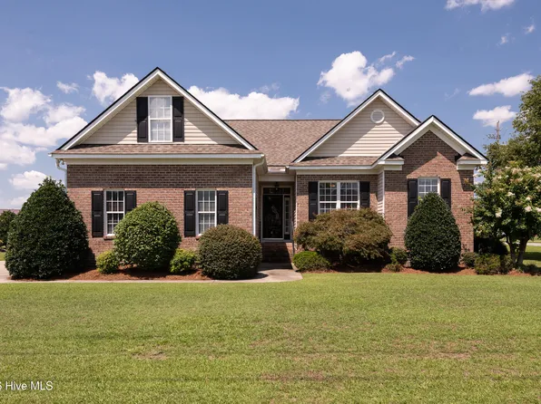 395 Laurie Ellis Road, Winterville, NC 28590