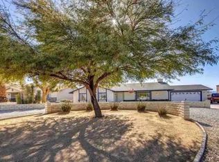 8628 San Vicente Dr, Yucca Valley, CA 92284