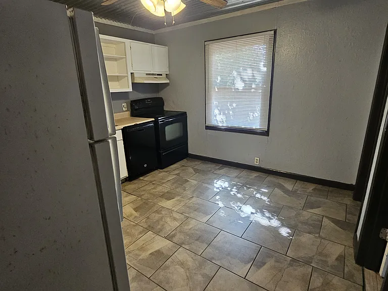 3928 Teal Dr — Photo 5