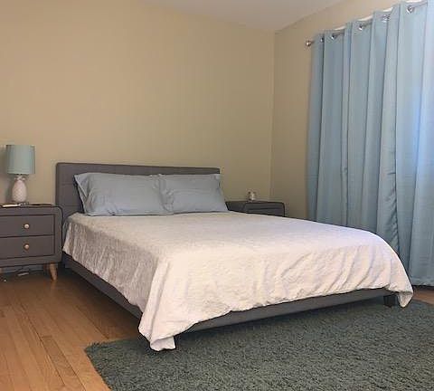 4th image of 426 S Lombard Ave APT 204