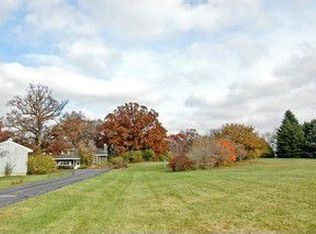 11320 Ballard Rd, Woodstock, IL 60098