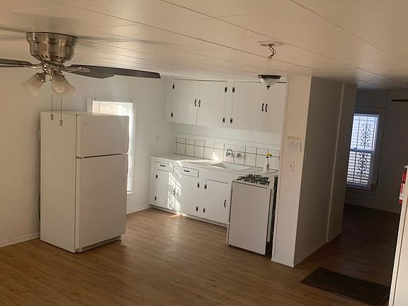 4th image of 121 Princeton Dr SE #121.5