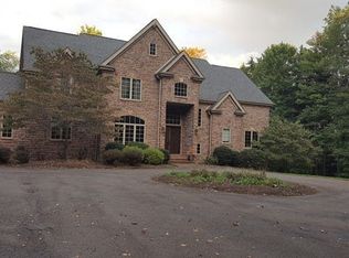 26 Burke Rd, Cranberry Township, PA 16066