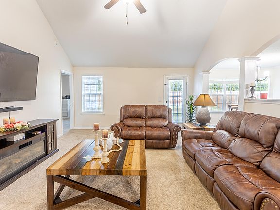 5th image of 5091 Nokesville Cir