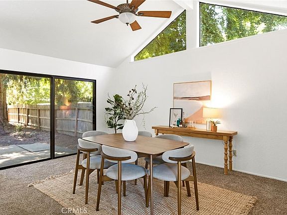 4th image of 2249 Holly Ave