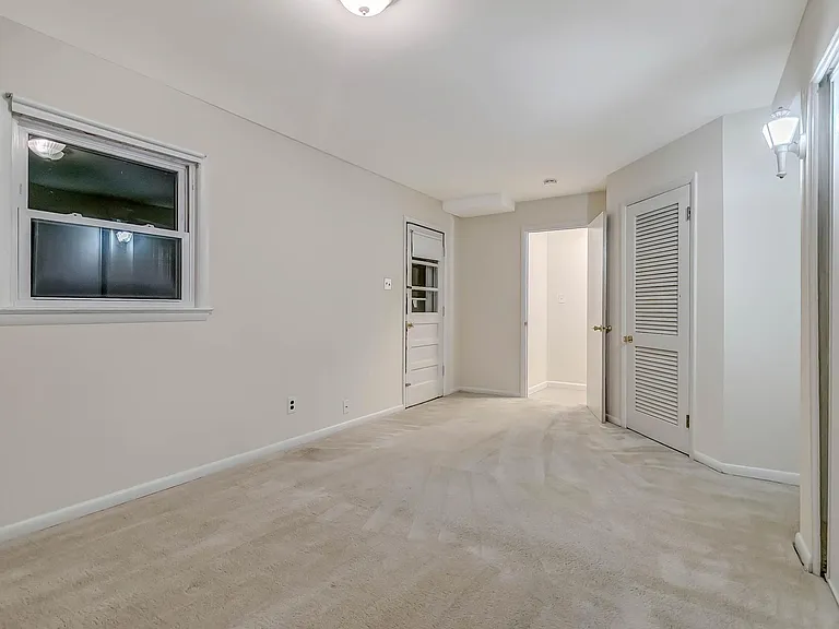 8808 Patricia Ct — Photo 44