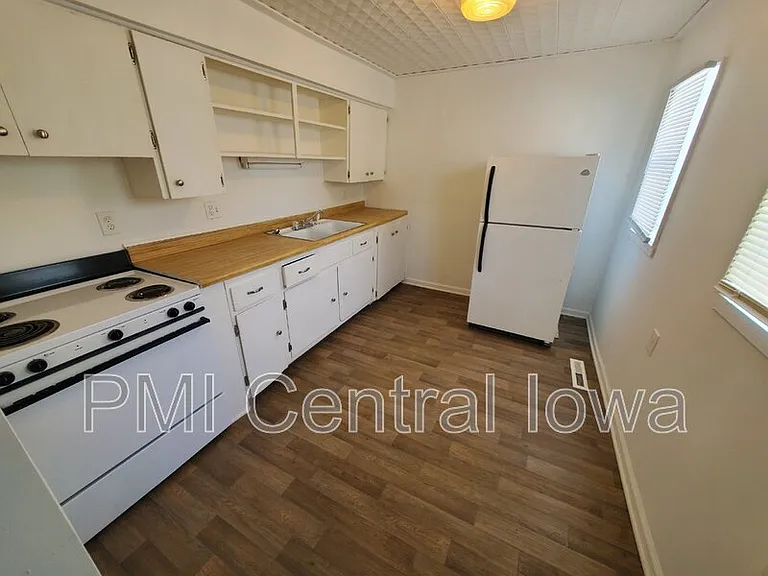 2220 E Walnut St #3 — Photo 16