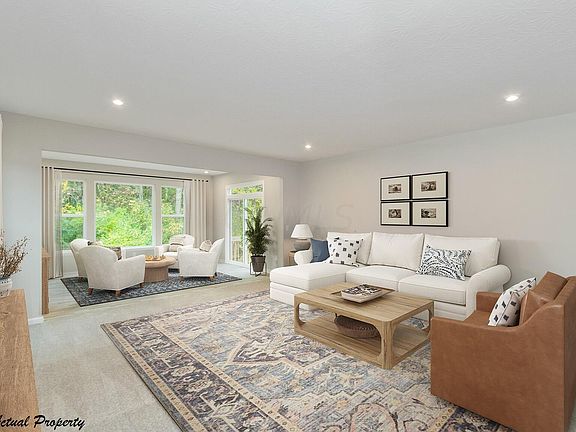 5th image of 6021 Windcliff Dr E