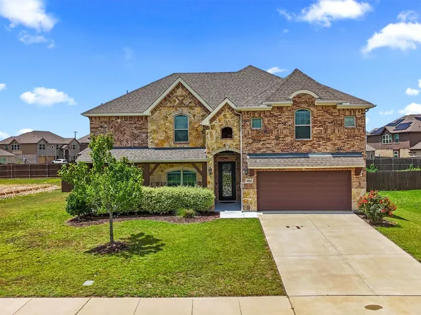 1515 Spring Hill Dr, Cedar Hill, TX 75104